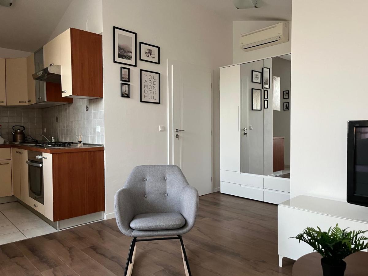 Studio Apartment Elena Zadar Exterior photo